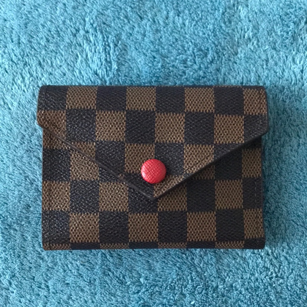 Checkered Wallet - UNBRANDED